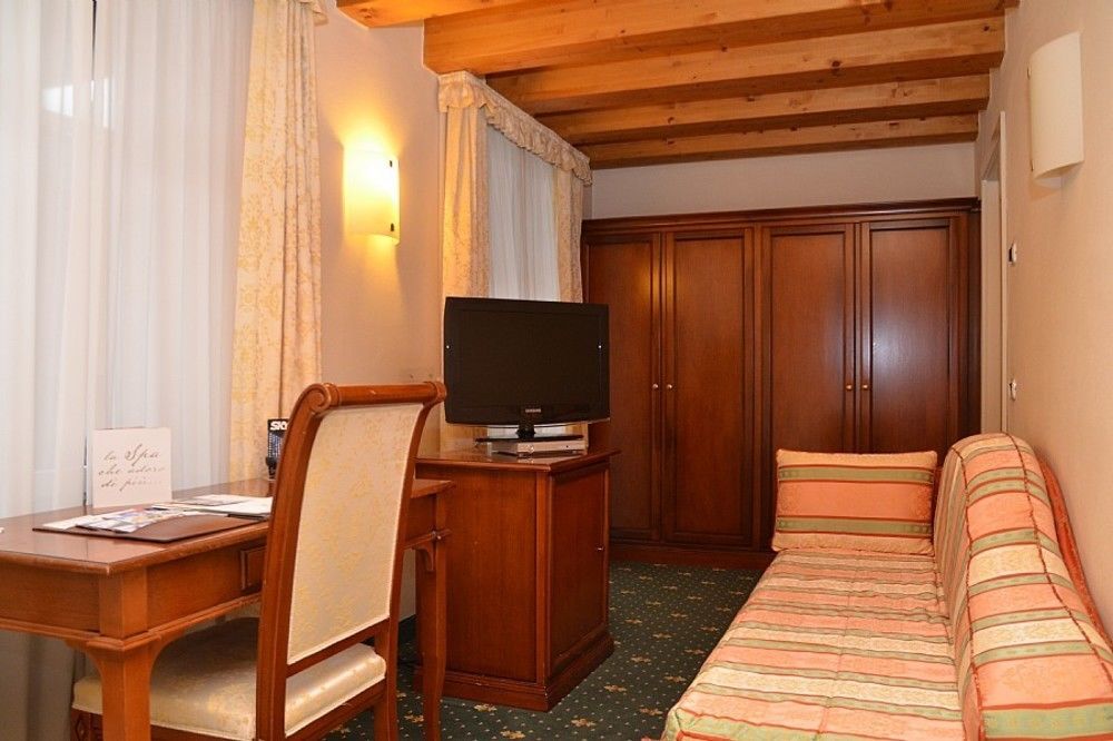 Hotel Dolomiti Moena Exteriör bild